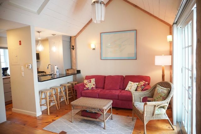 38 Brant Rock 820, Mashpee, MA 02649