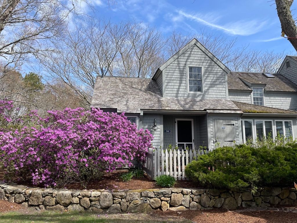 38 Brant Rock 820, Mashpee, MA 02649