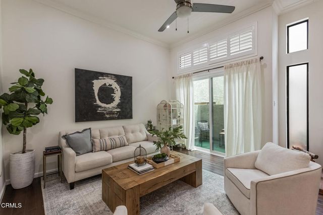 5230 Bellingham Avenue 6, Valley Village, CA 91607