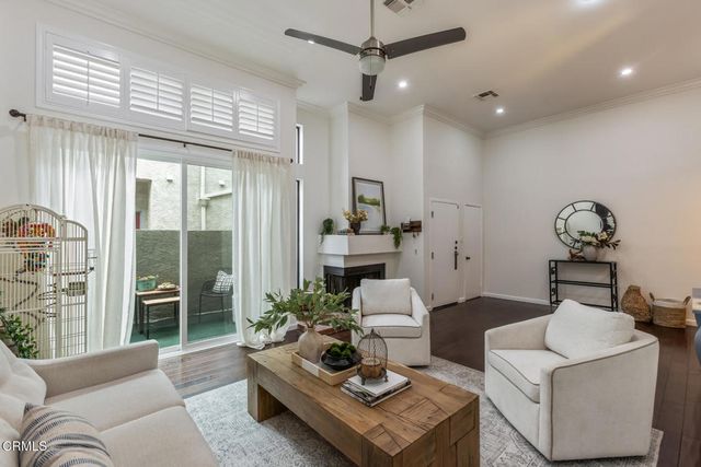 5230 Bellingham Avenue 6, Valley Village, CA 91607