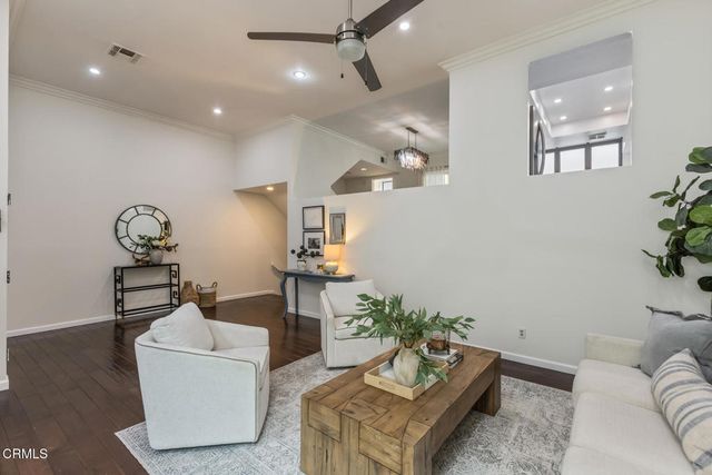 5230 Bellingham Avenue 6, Valley Village, CA 91607