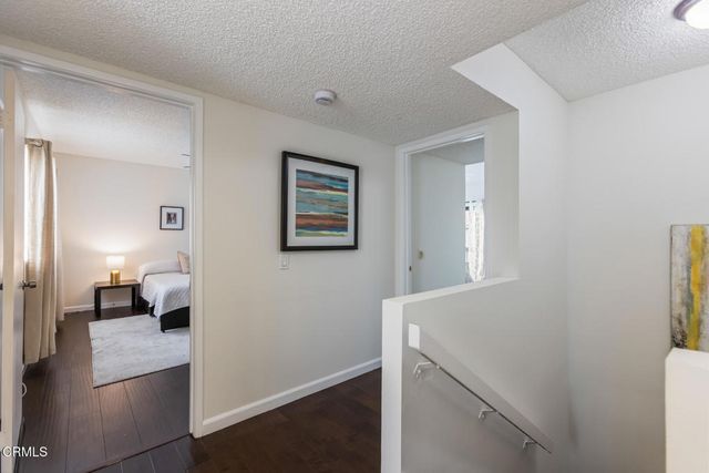 5230 Bellingham Avenue 6, Valley Village, CA 91607