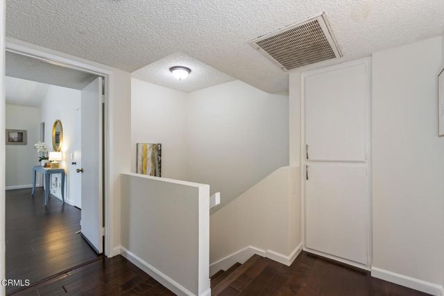 5230 Bellingham Avenue 6, Valley Village, CA 91607