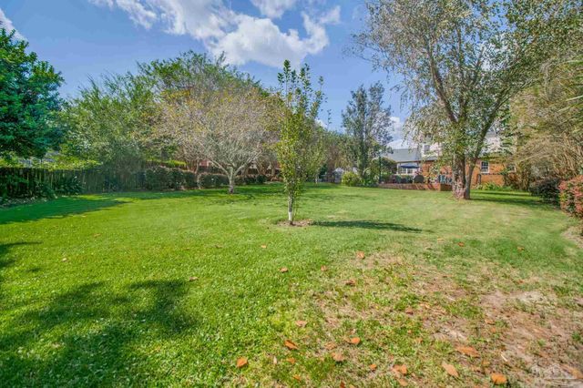 8892 Scenic Hills Dr, Pensacola, FL 32514