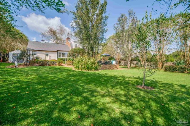 8892 Scenic Hills Dr, Pensacola, FL 32514