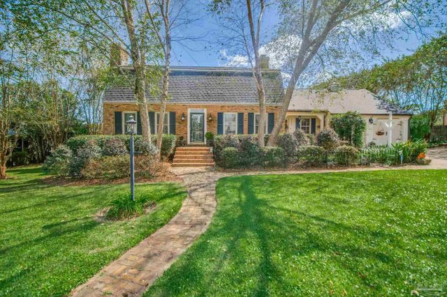 8892 Scenic Hills Dr, Pensacola, FL 32514