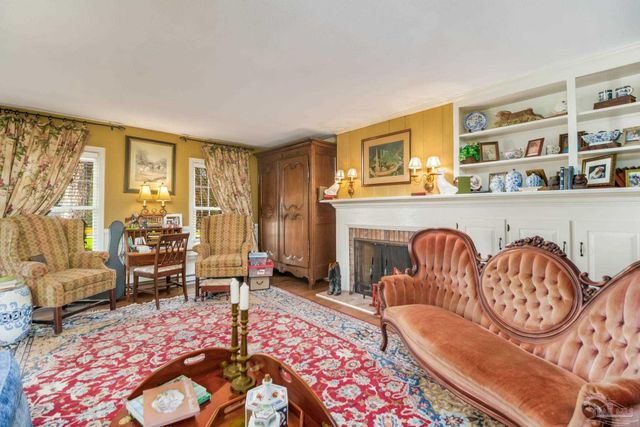 8892 Scenic Hills Dr, Pensacola, FL 32514