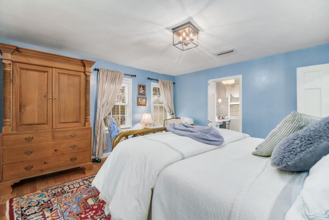 8892 Scenic Hills Dr, Pensacola, FL 32514