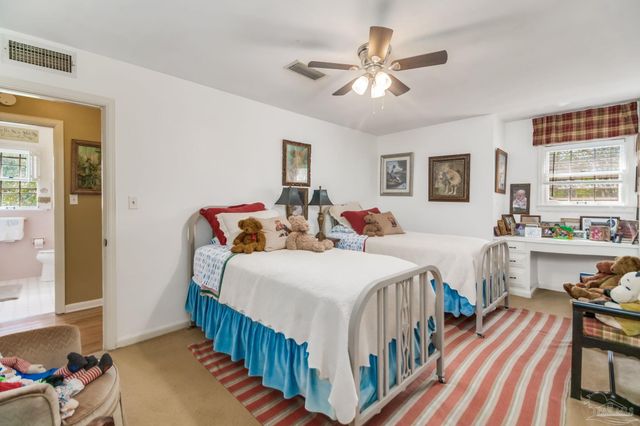 8892 Scenic Hills Dr, Pensacola, FL 32514