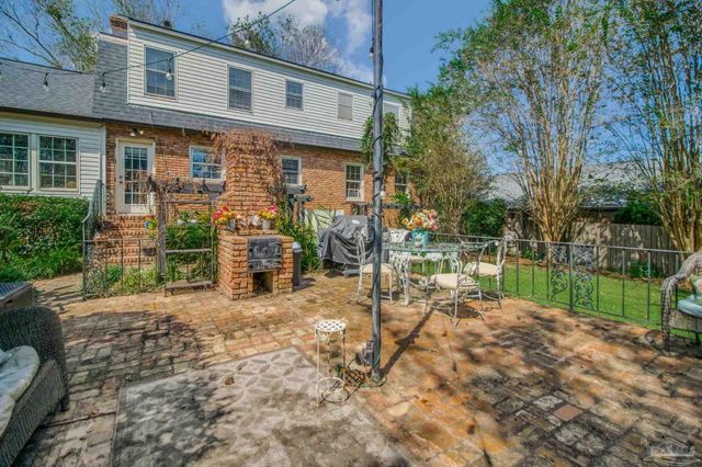 8892 Scenic Hills Dr, Pensacola, FL 32514