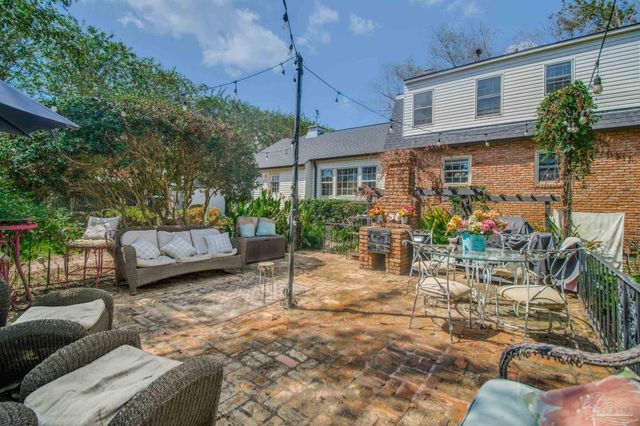 8892 Scenic Hills Dr, Pensacola, FL 32514