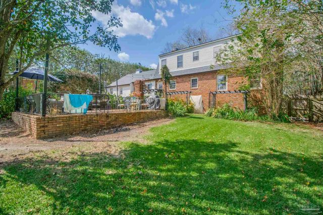 8892 Scenic Hills Dr, Pensacola, FL 32514