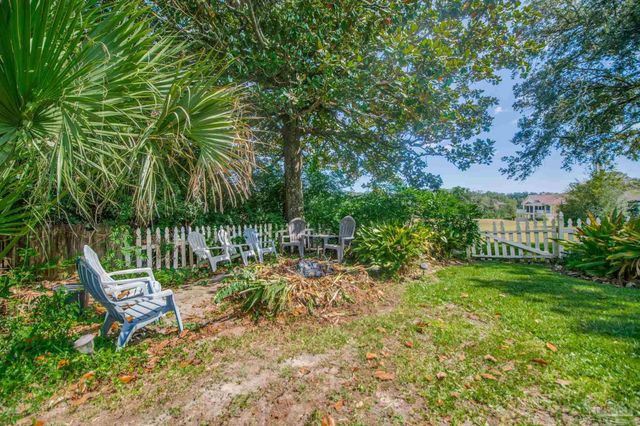 8892 Scenic Hills Dr, Pensacola, FL 32514