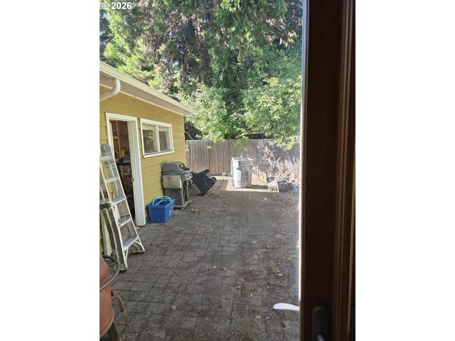 1225 Nw 16TH St, Corvallis, OR 97330