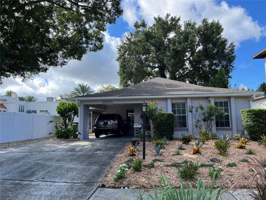 Image 2 of property listing at 3804 W EMPEDRADO STREET, Tampa, FL 33629
