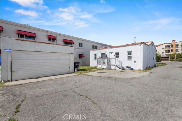 1534 E Broadway, Glendale, CA 91205