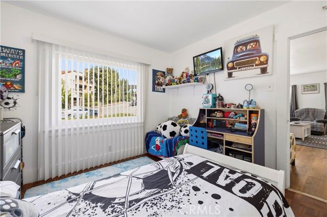 1534 E Broadway, Glendale, CA 91205