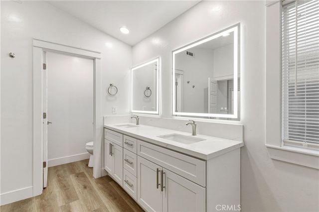 1809 E Serena, Fresno, CA 93720