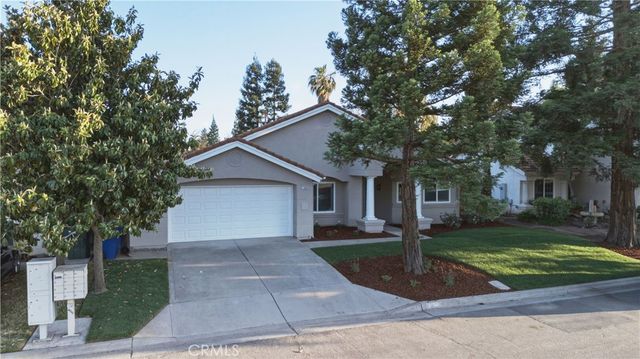 1809 E Serena, Fresno, CA 93720