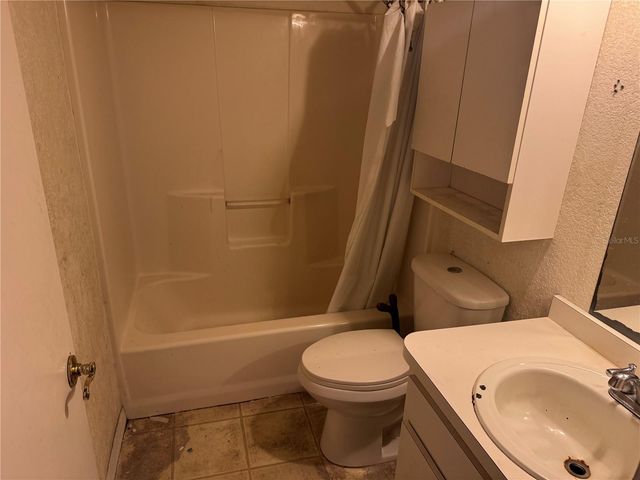 3589 N CHAMBERLAIN BOULEVARD, North Port, FL 34286