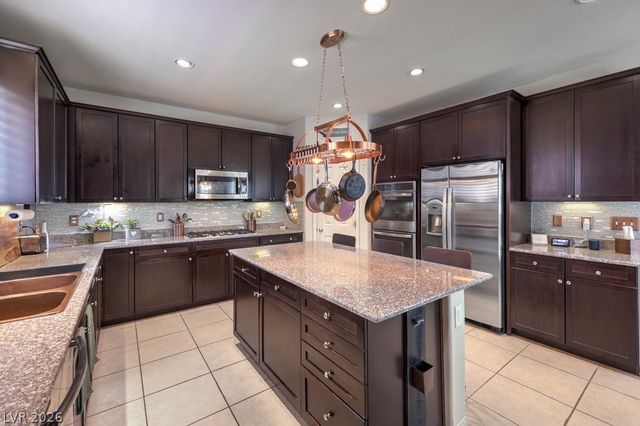 7111 THISTLE RIDGE Street, Las Vegas, NV 89166