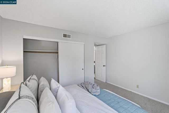 2624 Ptarmigan Dr 2, Walnut Creek, CA 94595