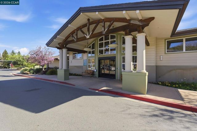 2624 Ptarmigan Dr 2, Walnut Creek, CA 94595