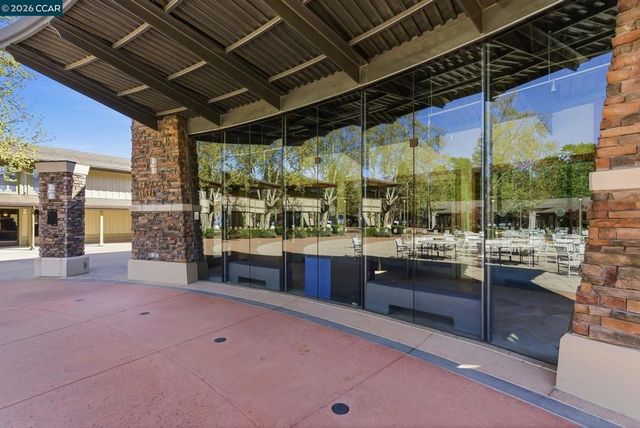 2624 Ptarmigan Dr 2, Walnut Creek, CA 94595