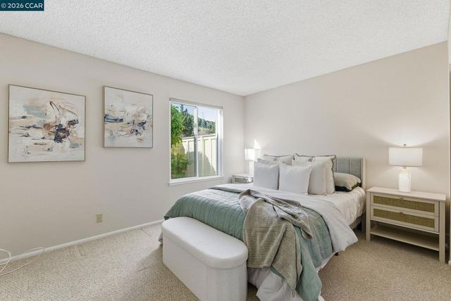 2624 Ptarmigan Dr 2, Walnut Creek, CA 94595