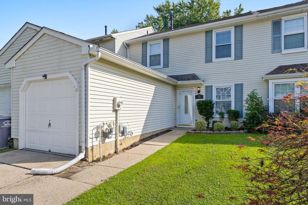 71 N HILL DR, WESTAMPTON, NJ 08060 — photo 3