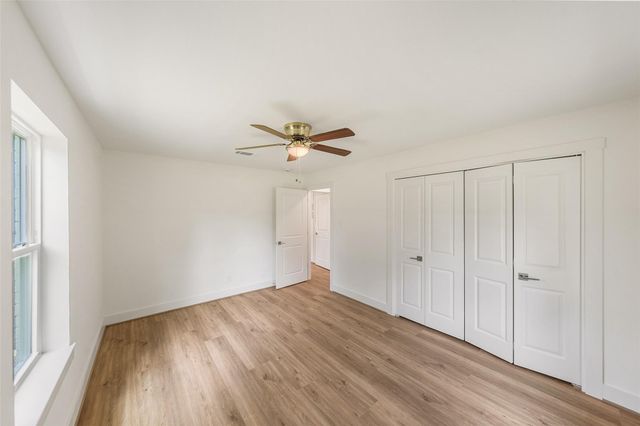 33003 E Westwood Square East Drive E, Magnolia, TX 77354