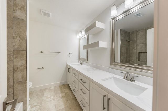 33003 E Westwood Square East Drive E, Magnolia, TX 77354