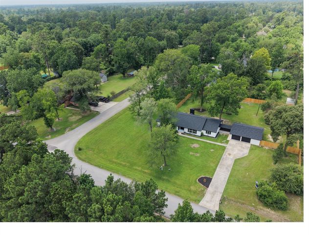 33003 E Westwood Square East Drive E, Magnolia, TX 77354