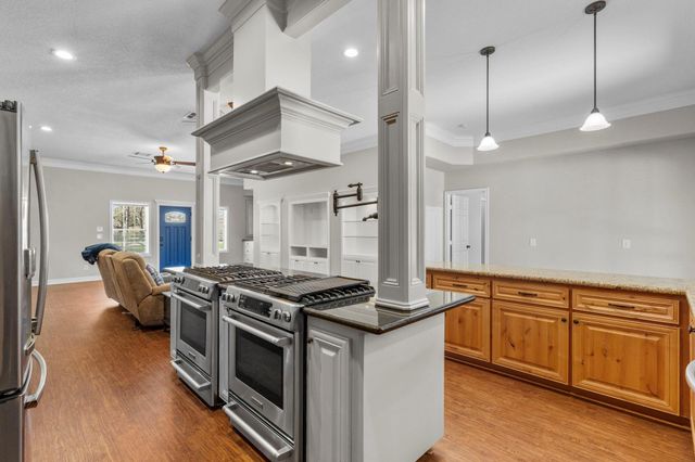 7205 Avenue O, Santa Fe, TX 77510