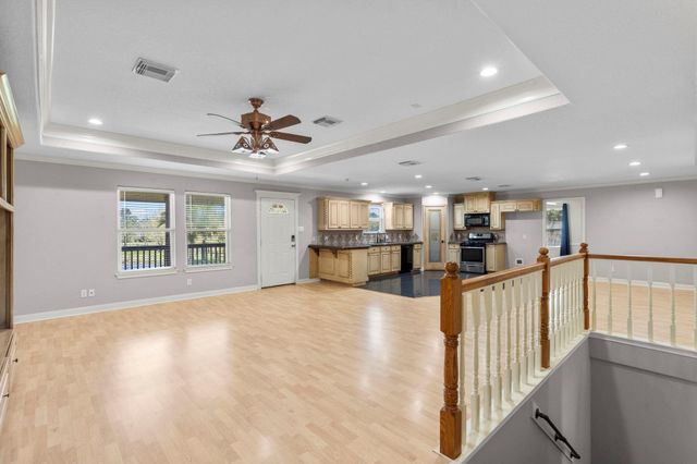 7205 Avenue O, Santa Fe, TX 77510