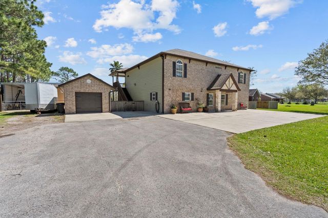 7205 Avenue O, Santa Fe, TX 77510