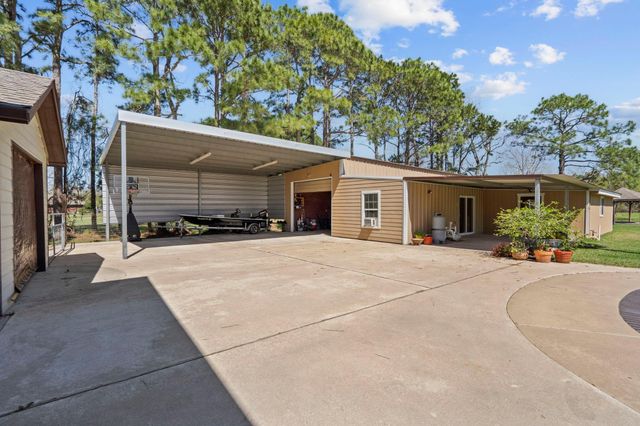 7205 Avenue O, Santa Fe, TX 77510