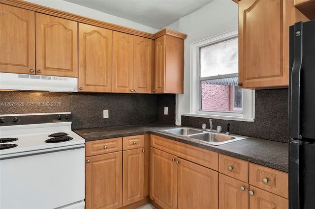 1137 NW 29th Terrace 1137, Miami, FL 33127