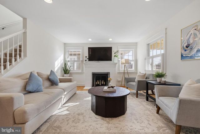 304 LOCUST AVE, Annapolis, MD 21401