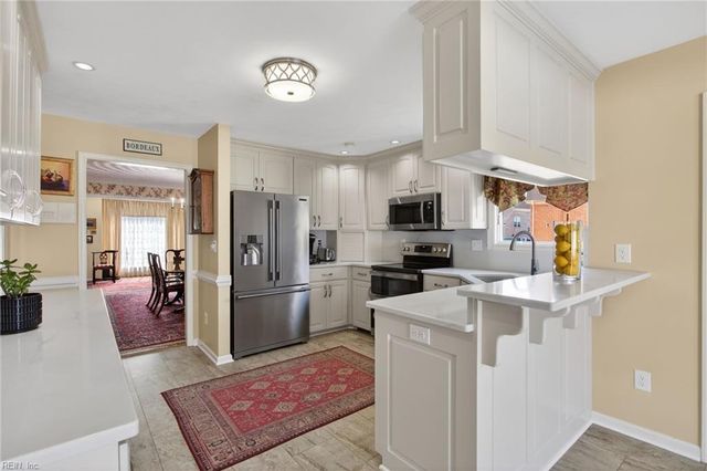 4212 McKenna CLS, Chesapeake, VA 23321