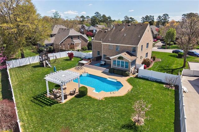 4212 McKenna CLS, Chesapeake, VA 23321