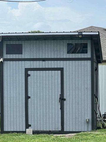 2216 SE Newcastle Terrace, Port St Lucie, FL 34952