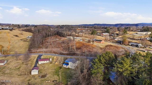 19486 Astor Road, Abingdon, VA 24210