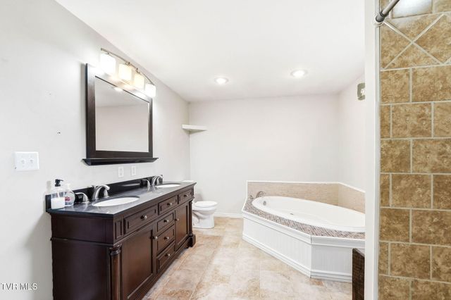 19486 Astor Road, Abingdon, VA 24210