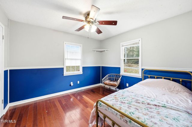 19486 Astor Road, Abingdon, VA 24210