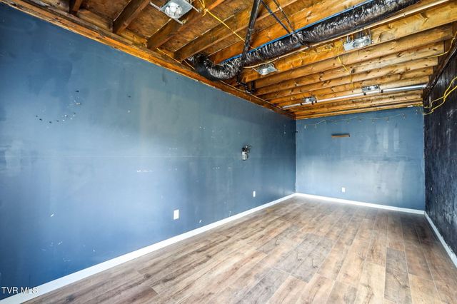 19486 Astor Road, Abingdon, VA 24210