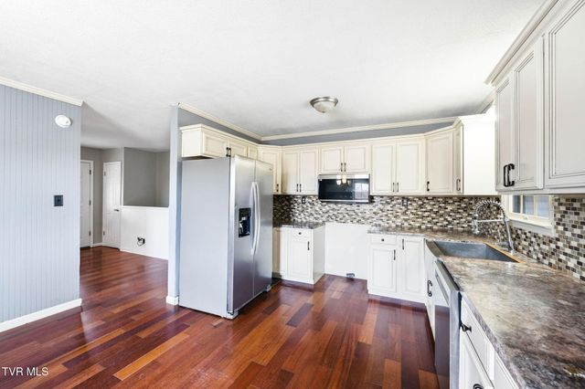 19486 Astor Road, Abingdon, VA 24210