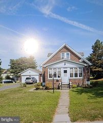 1243 HORNBERGER AVE, Roebling, NJ 08554