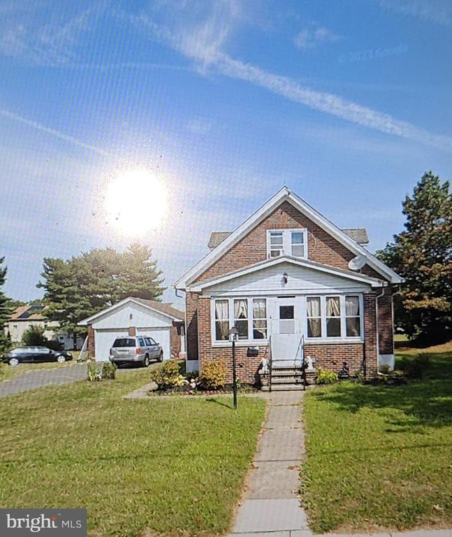 1243 HORNBERGER AVE, Roebling, NJ 08554