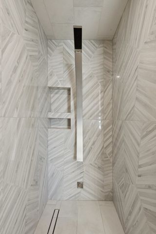 1040 N LAKE SHORE Drive 32D, Chicago, IL 60611